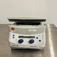 Eppendorf 5424 Centrifuge image 3